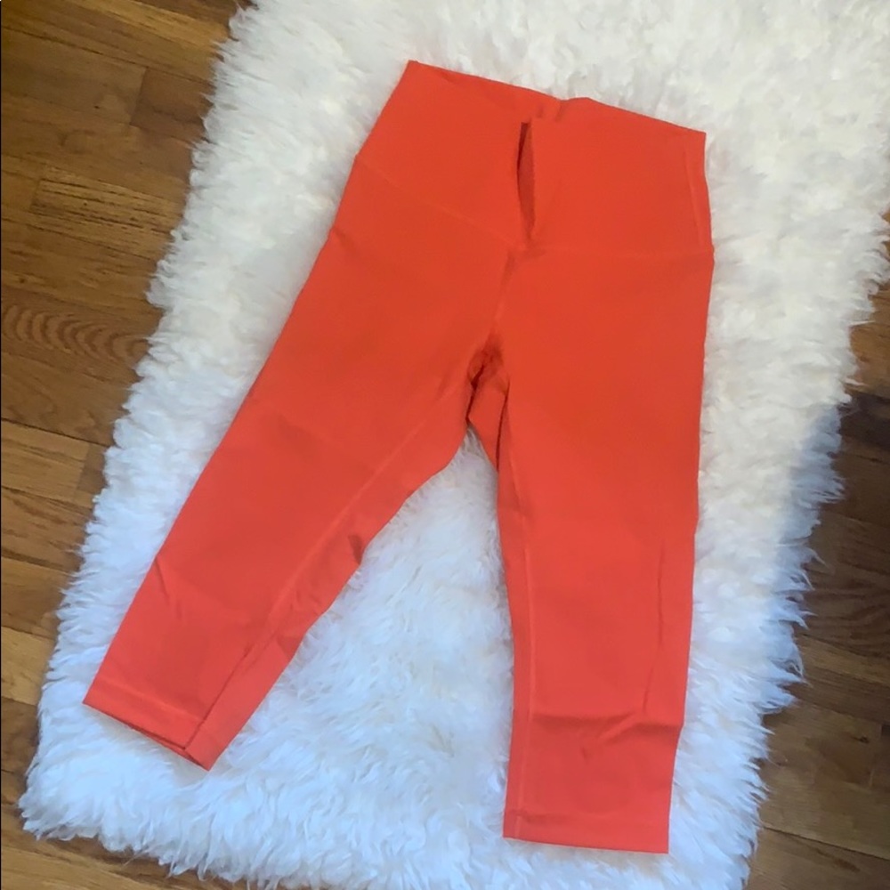 Lululemon wunder under hi-rise 1/2 right 17” - Picture 5 of 9
